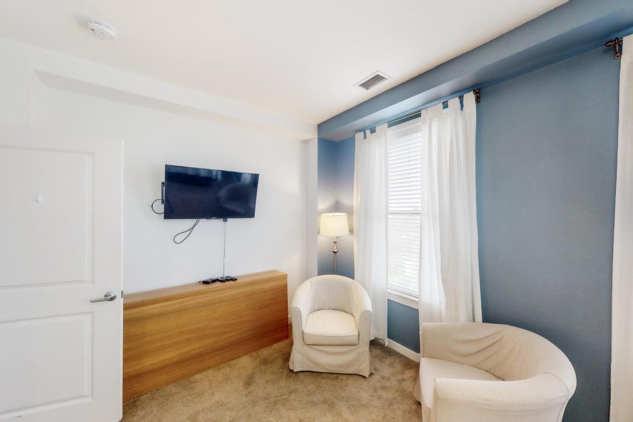 The Sanctuary - Beach Escape 328B Вирджиния-Бич Экстерьер фото